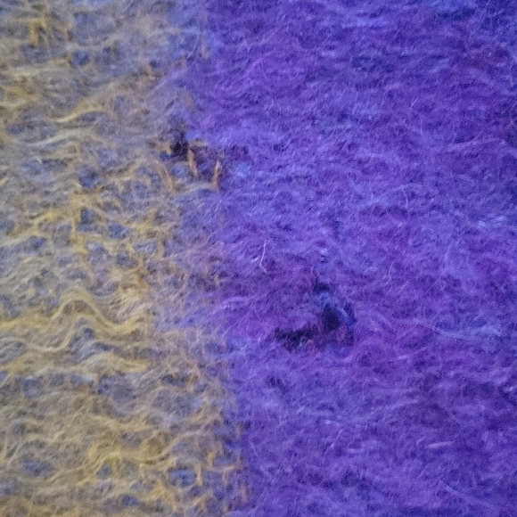 Vtg Heather Brae Scottish Mohair Rainbow Fringe Shawl Wrap FLAWED - Picture 4 of 10